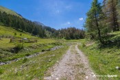 arrivee fontaine rouge sentier col fromage