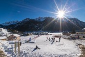 bain de soleil a espace ludique ceillac