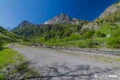 bergerie sous roche rouge grand belvedere du viso