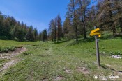 bifurcation fontaine rouge sentier col fromage