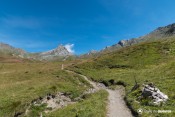 cairn pr sentier col valpreveyre