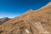 cretes de rasis en vue dans montee col estronques