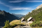 Départ depuis les chalets et alpages du Queyron