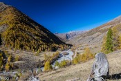 Vue sur la Monta depuis le sentier du Lacroix, au dessus de l'Echalp