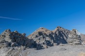 Enchainement de cairns aux crêtes de l'Eychassier