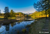 fin coucher de soleil sur lac roue