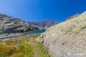lac porcieroles balisage rouge blanc et zone protection
