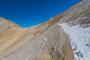 le col perdu est en vue restes de neige