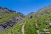 le sentier serpente serenne en vue