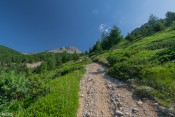 montee col bramousse au petit matin contraste couleurs
