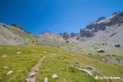 plateau vallon selette  fin zone verdoyante sentier col houerts