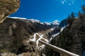 Vue sur le pied du Mélezet depuis pont suspendu