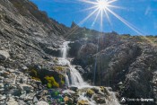 sentier source font sancte cascade eau