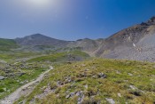 sentier vallonne sous crete girardin