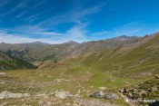 vue globale sur sentier sous col malaure
