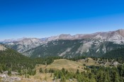 Vue sur le lac Miroir depuis le Lac des Rouites